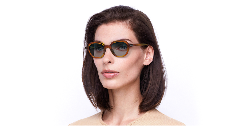 Lunettes de soleil femme VEZENAZ écaille - vue de 3/4